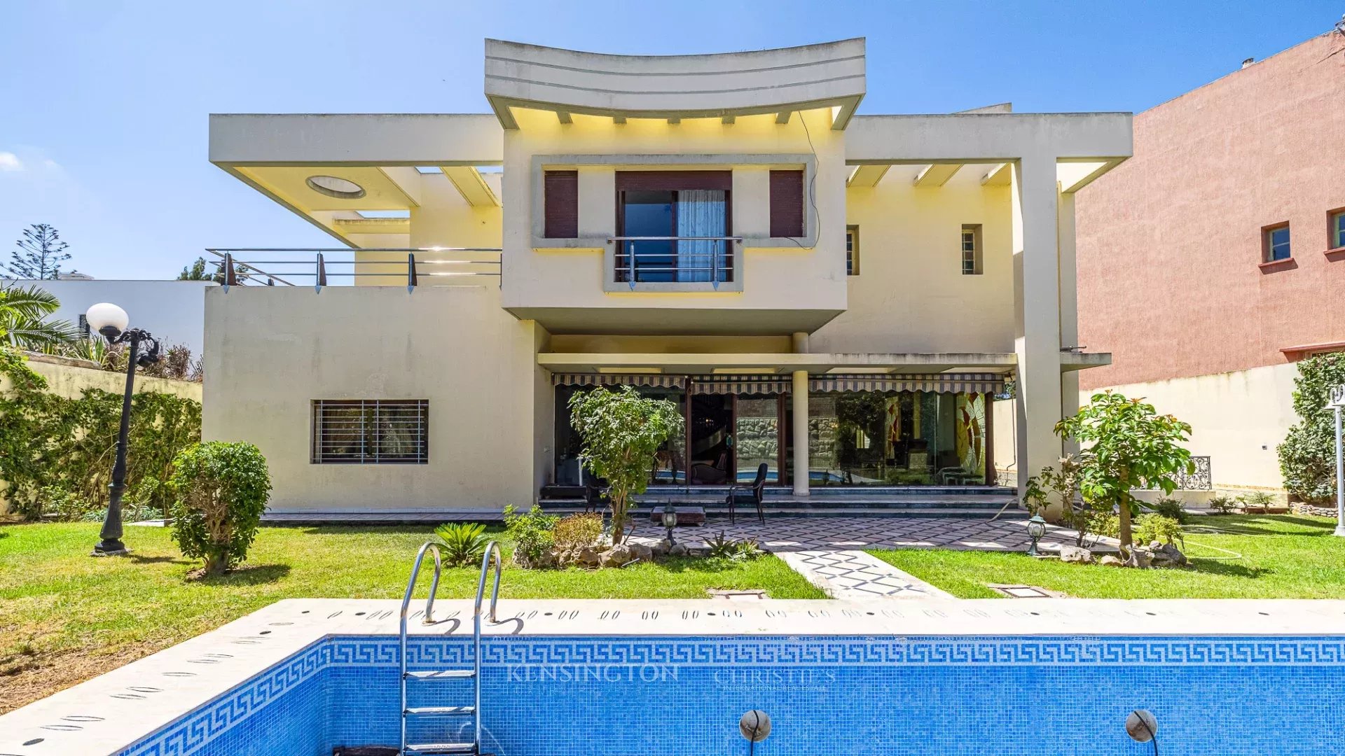 4 Bedroom Villa/Townhouse's Image 6