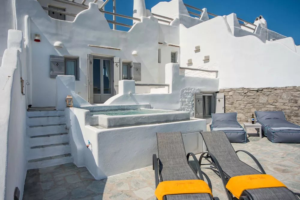 Agence immobilière de PARIS - LONDON - PAROS