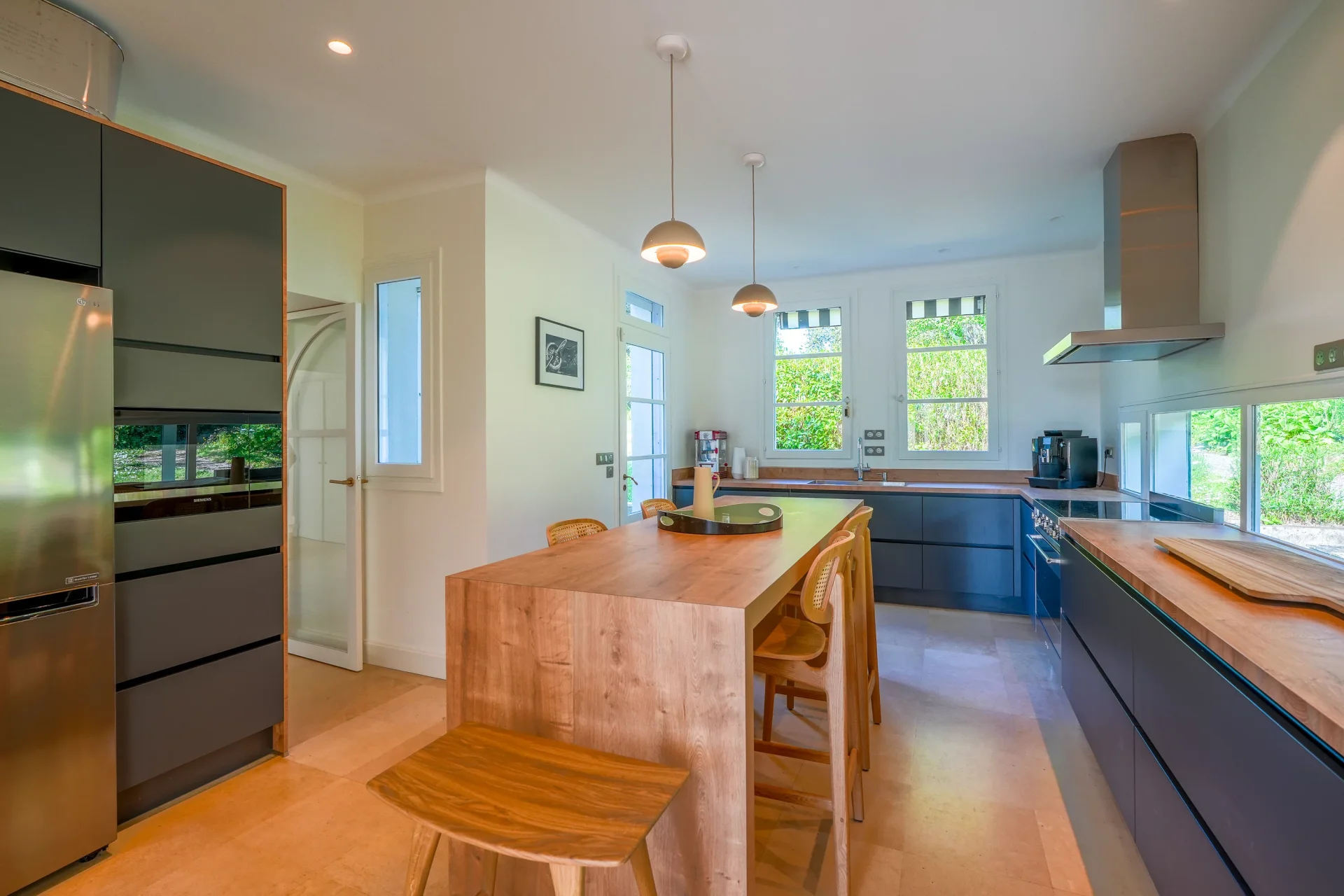 Le Cellier - DOWNTOWN