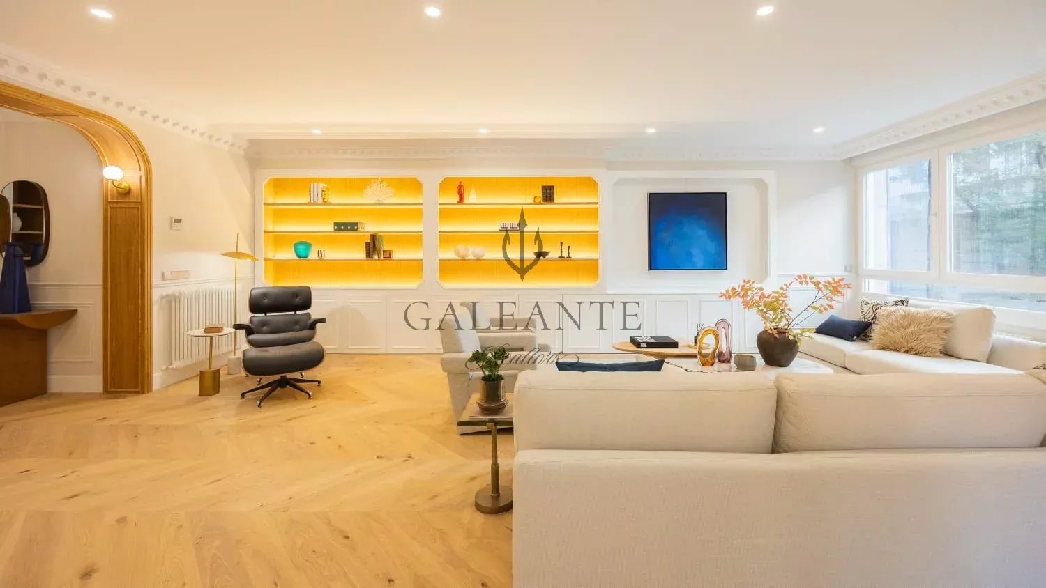 Light-filled Residence with Terrasse in Ayala - Image 3