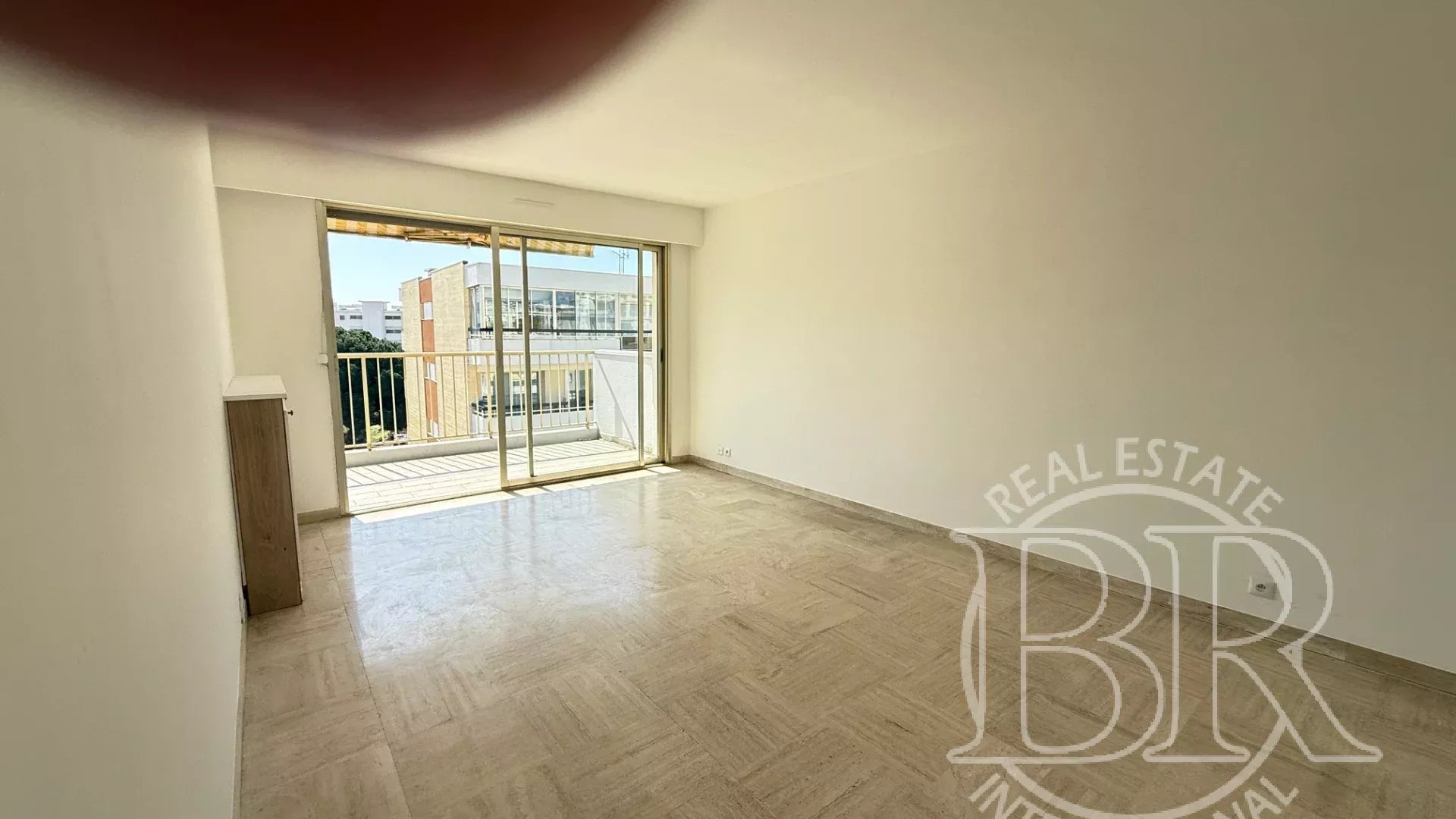 Agence immobilière de Beau Rivage