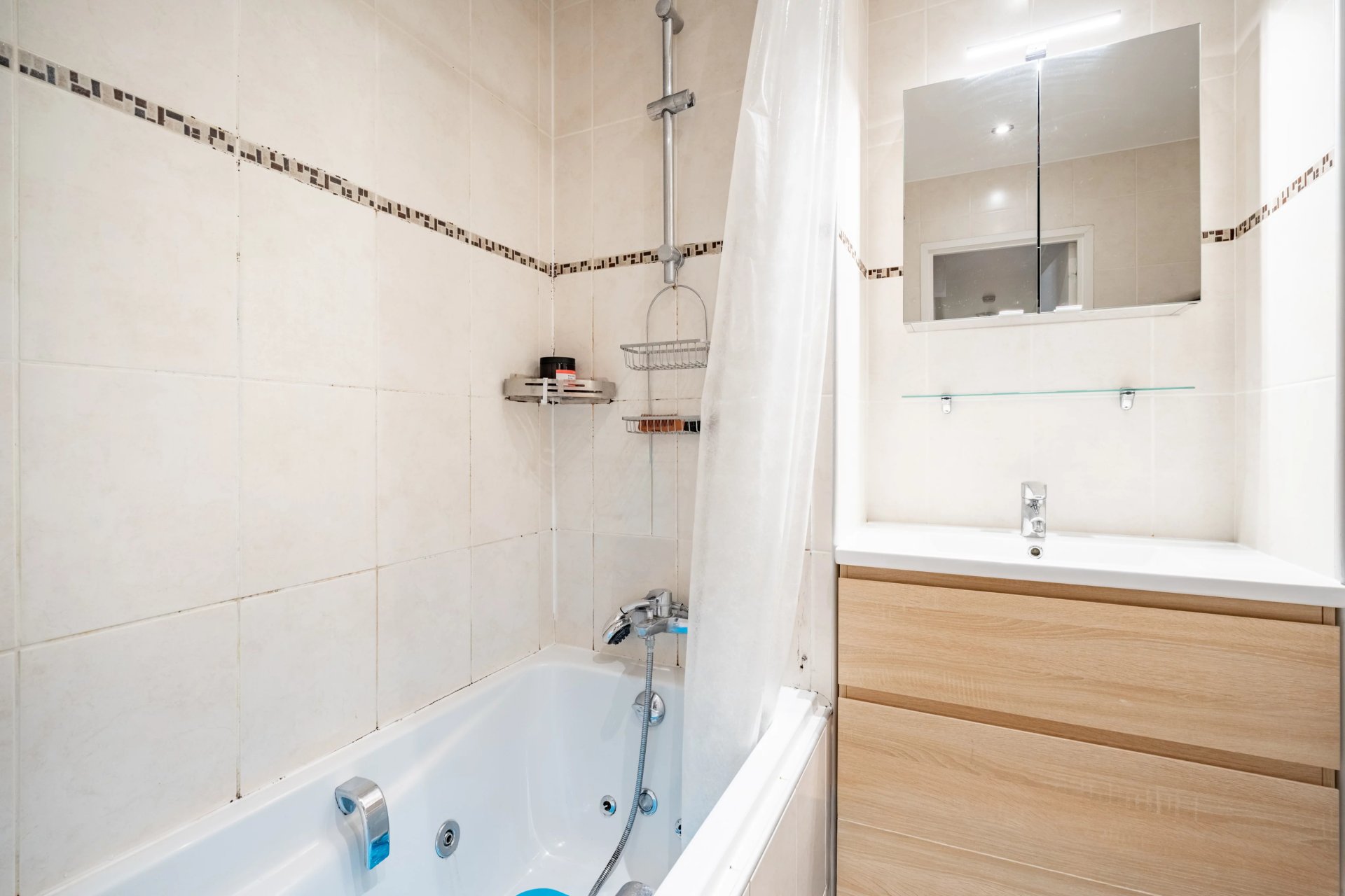 4 Bedroom Apartment/Flat's Image 4