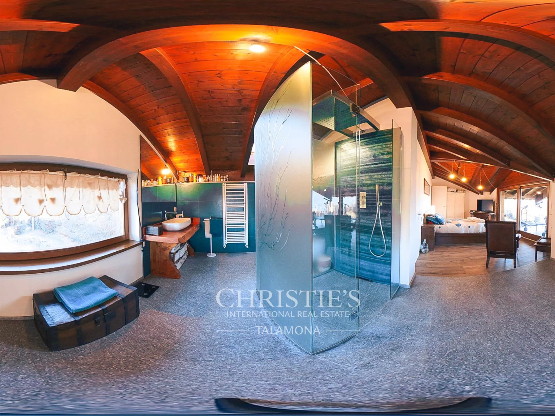 2 Bedroom Villa/Townhouse's Image 8