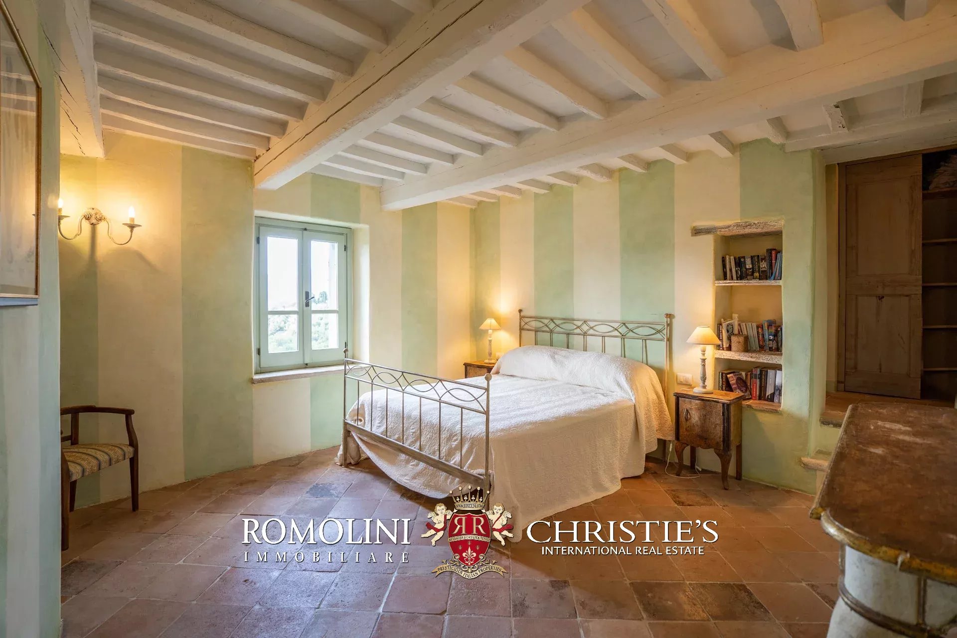 5 Bedroom Villa/Townhouse's Image 69