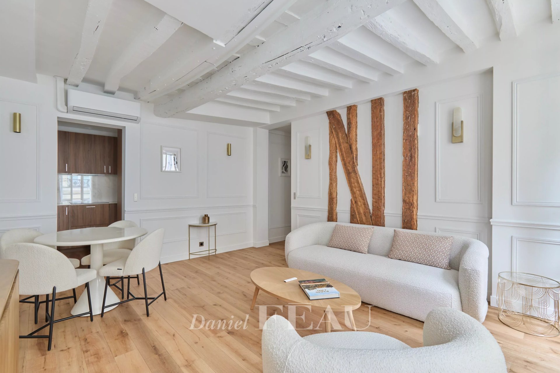 2 Bedroom Apartment/Flat's Image 3