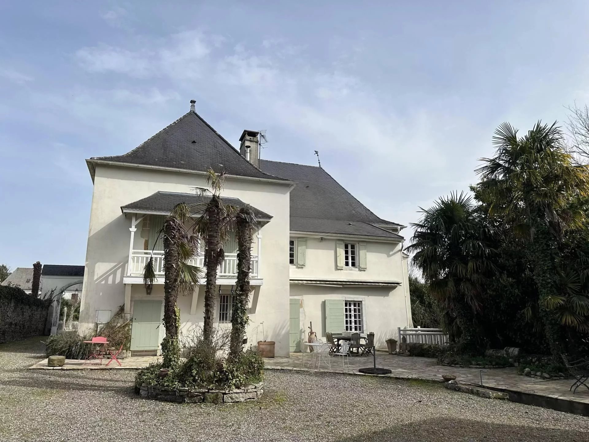 Maison 400m² de Maître sur 2 hectares - Sauveterre-de-Béarn (64390)