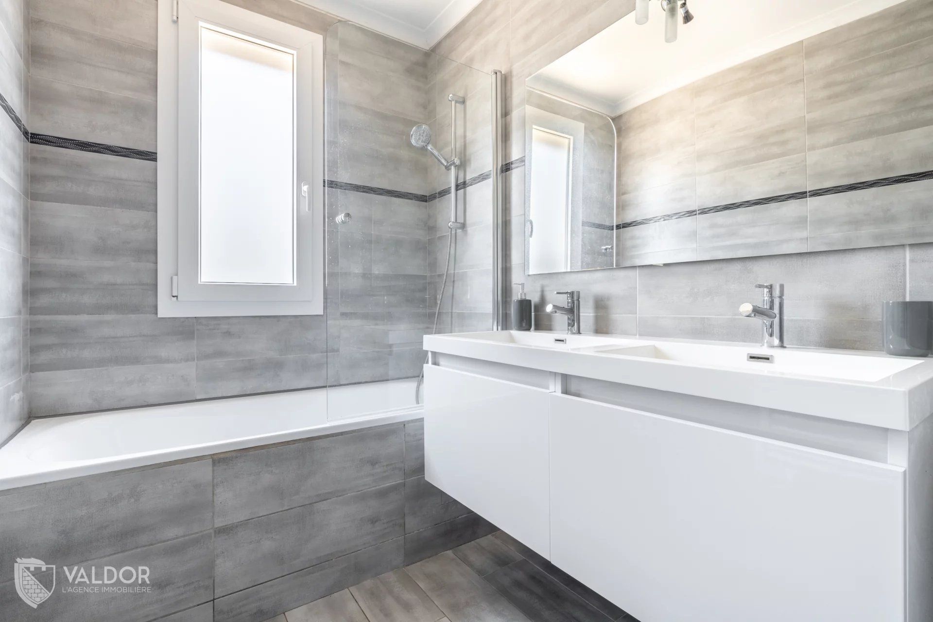 Maison de plain pied de 80 m² sur parcelle de 444 m²