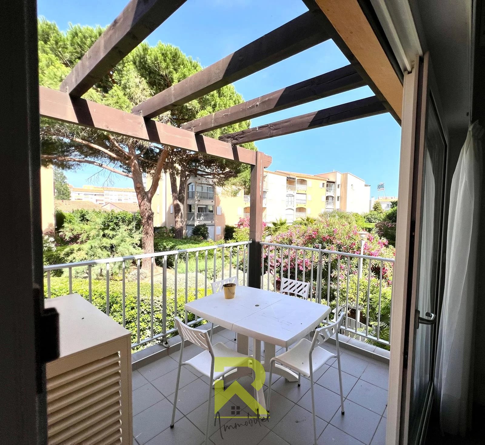 Le privilège d'un dernier étage avec terrasse, à deux pas de
