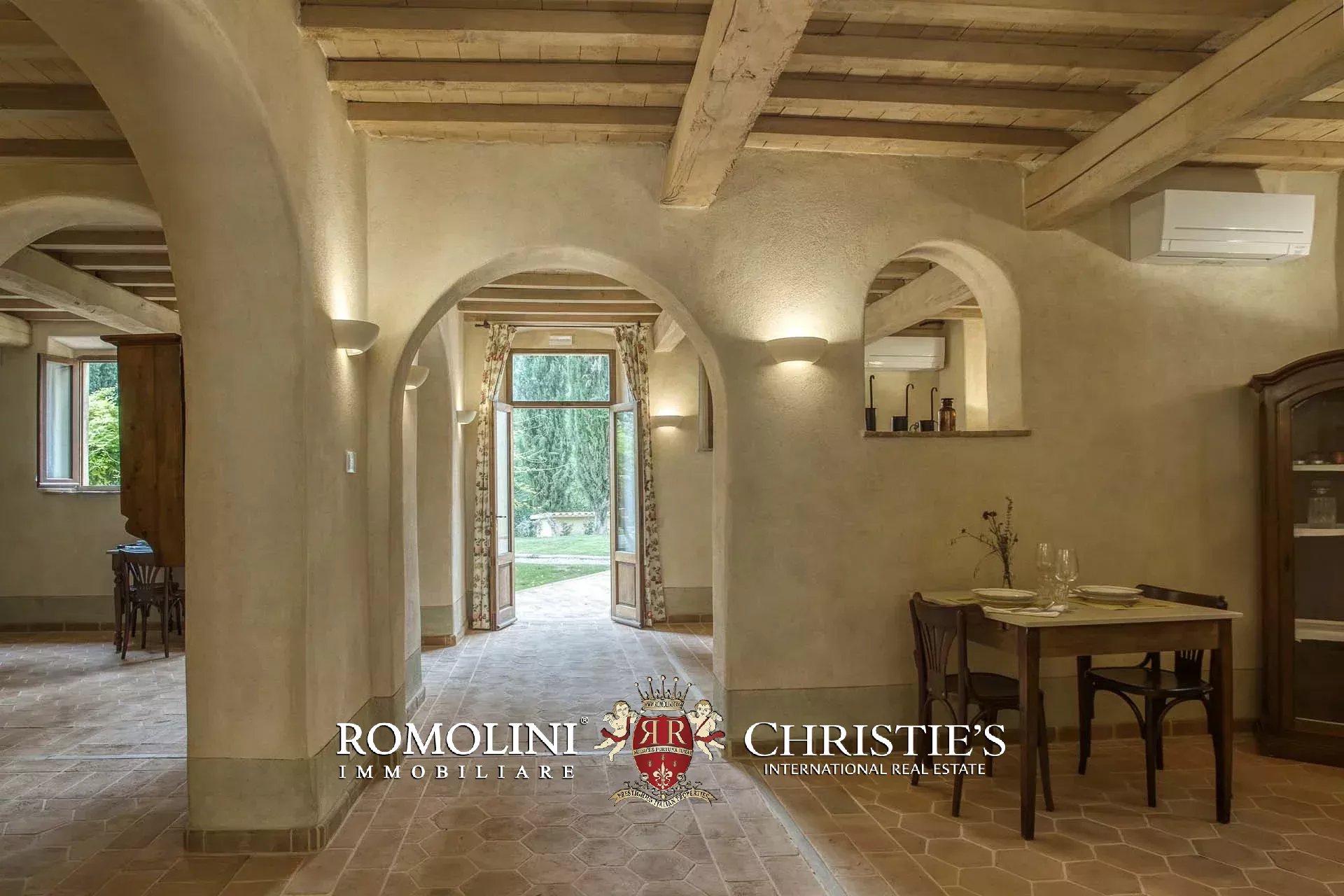 13 Bedroom Villa/Townhouse's Image 77