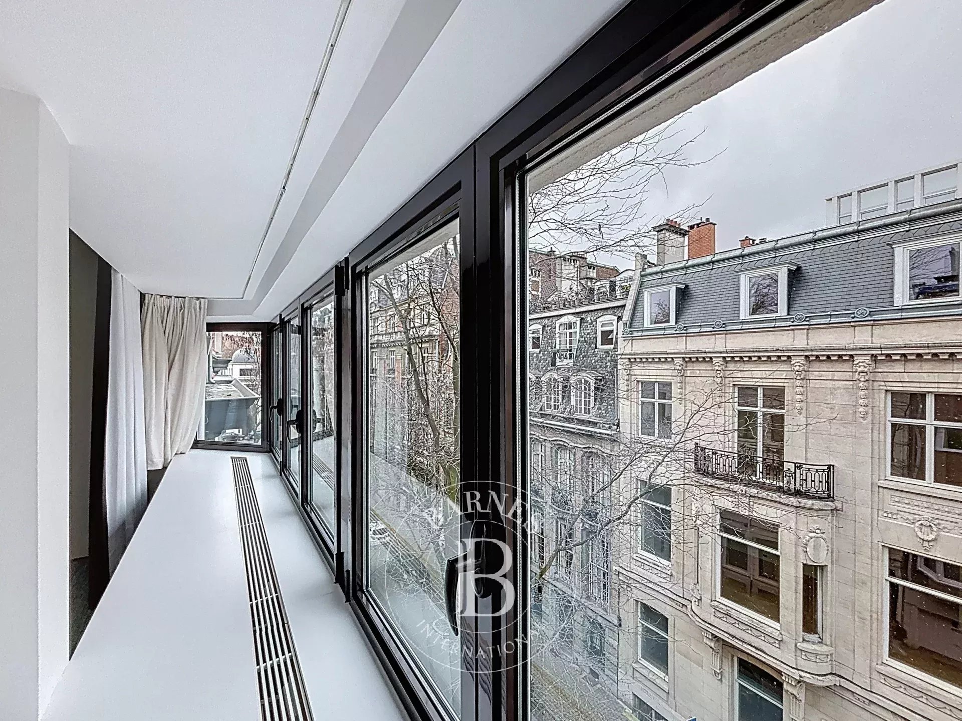 Daire Saint-Gilles - picture 10