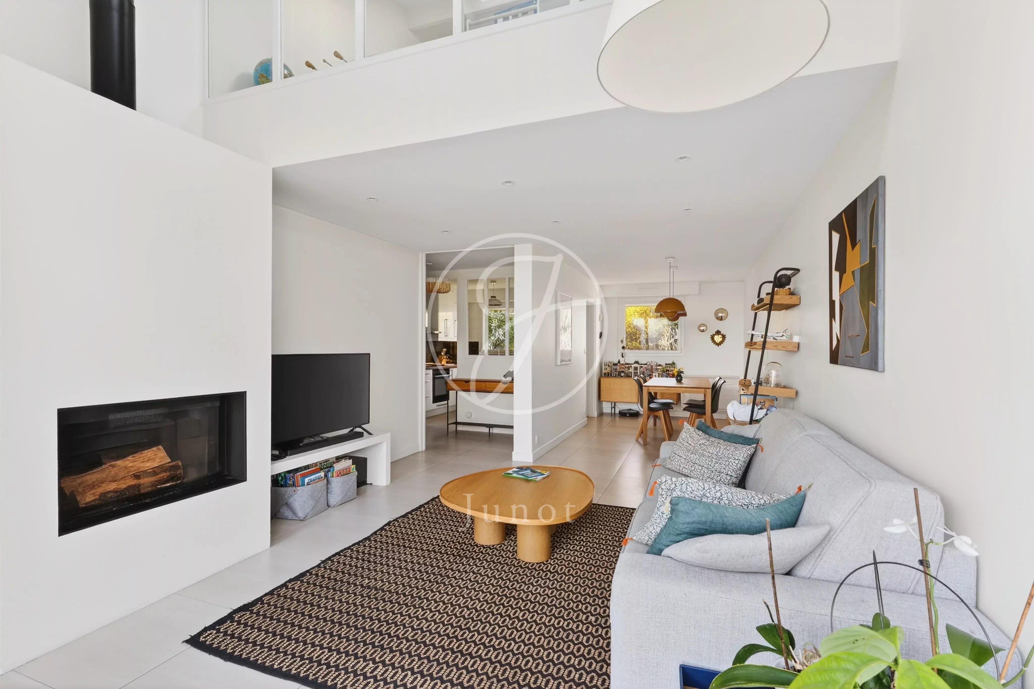 Chatou - EUROPE -Maison à vendre- 3/4 chambres - 133.61 m² - Terrain: 307 m²