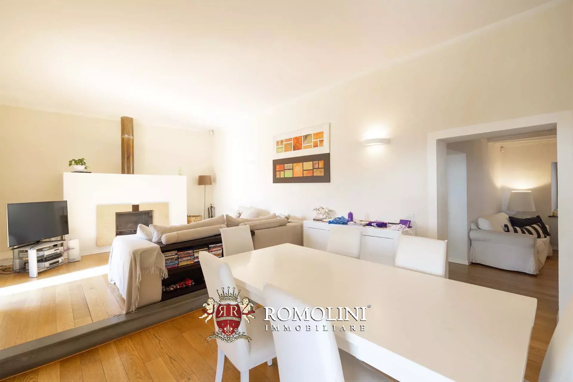 14 Bedroom Vineyard's Image 28