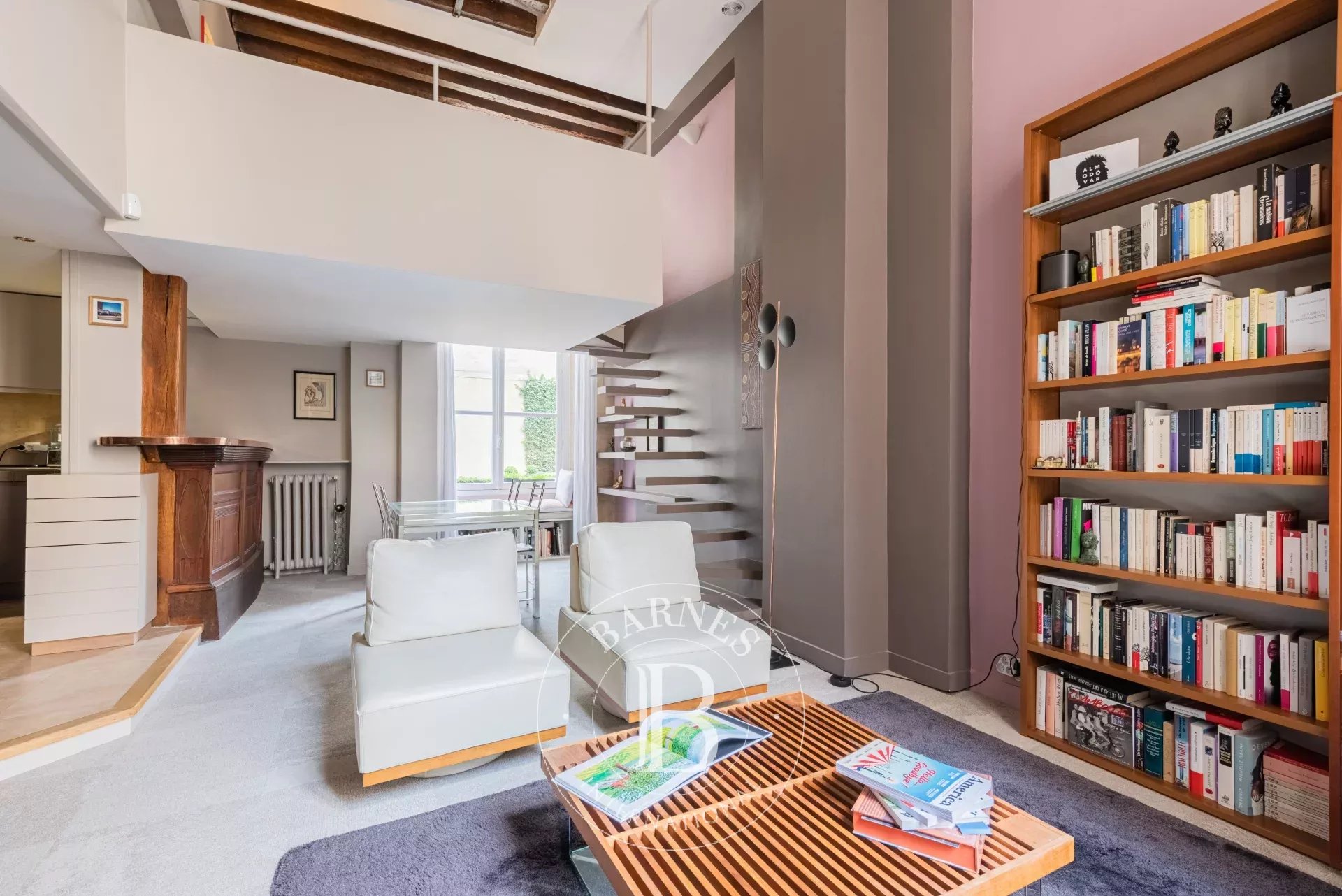 Daire Paris 3ème - picture 6