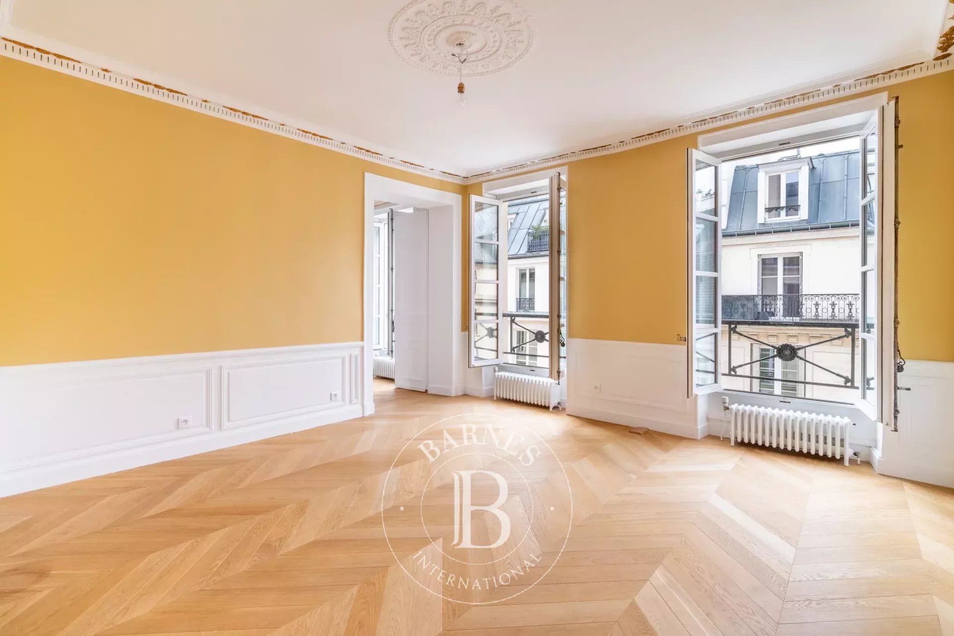 Daire Paris 2ème - picture 22