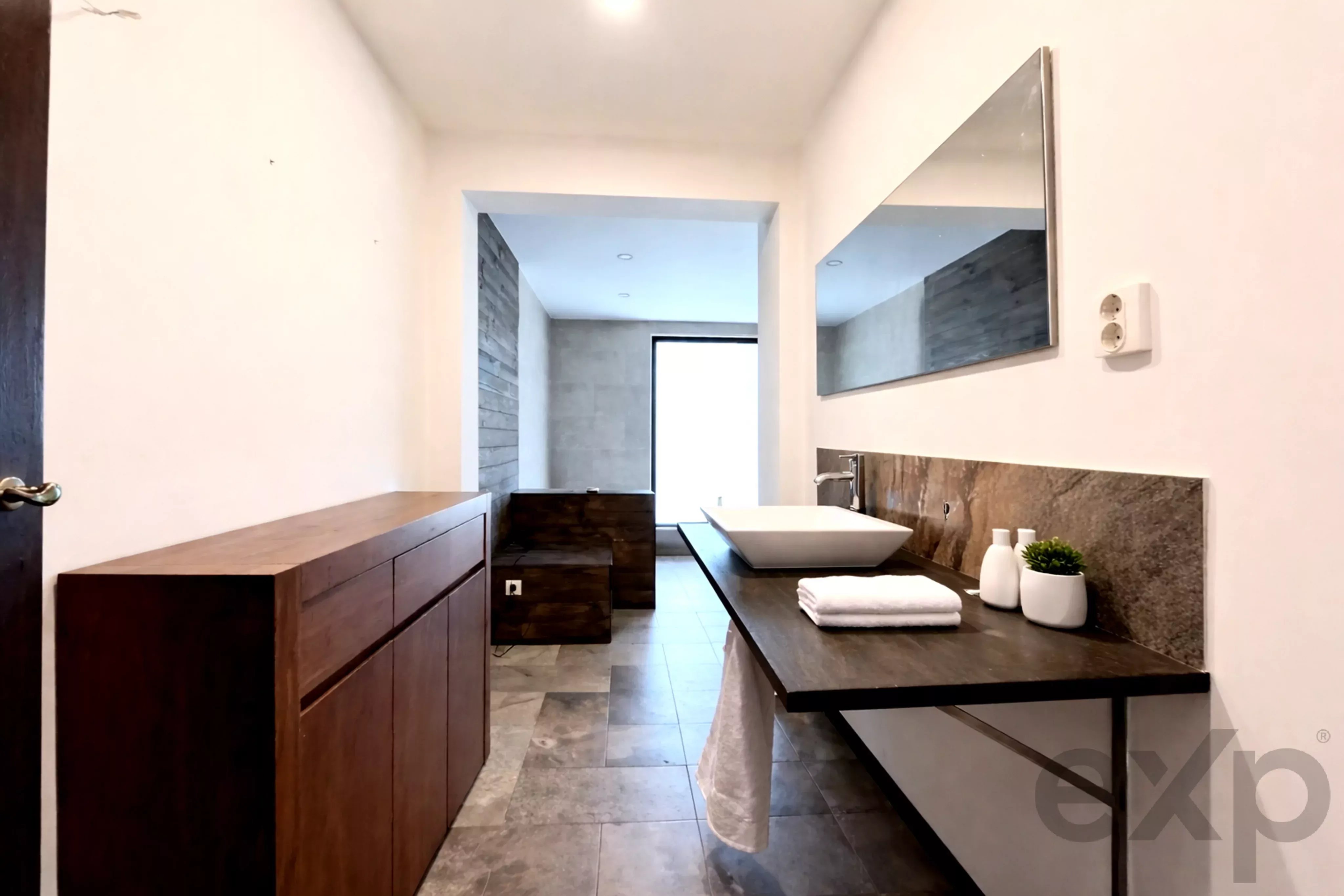 Country Estate with Pool, 4-Bedroom Main House and Three 1-Bedroom Cottages in Olhão 86832037 image 17