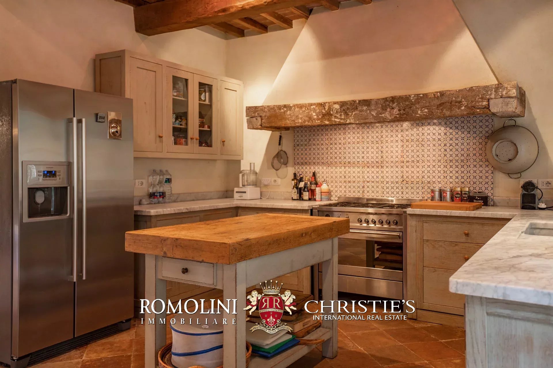 5 Bedroom Villa/Townhouse's Image 44