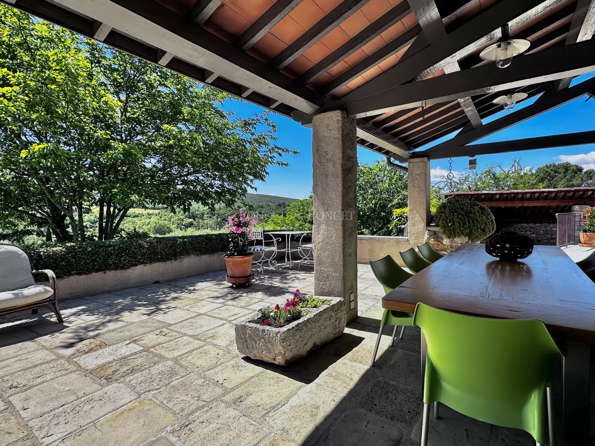 5 Bedroom Villa/Townhouse's Image 20