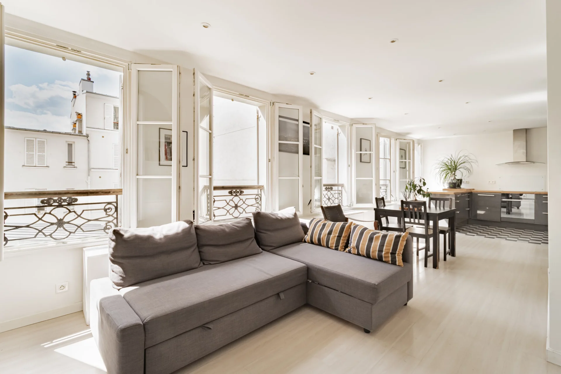 Paris 18e - HAUT MONTMARTRE / RUE BERTHE