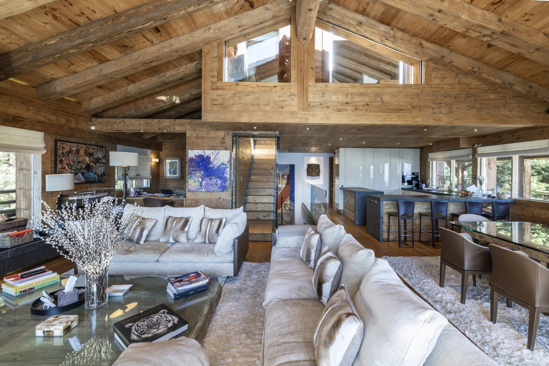 Luxury chalet with pool and wellness area