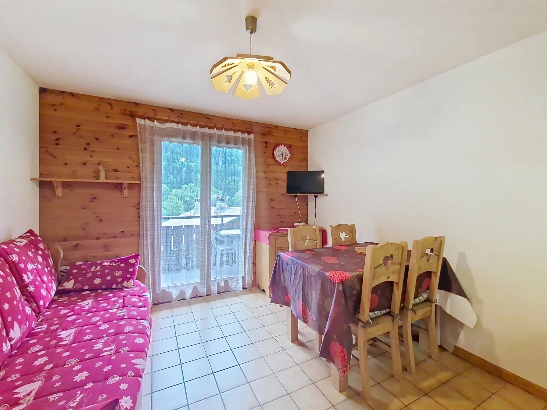 NOUVEAU PRIX DE VENTE - 2 PIECES PROCHE PISTES LINGA ET AU CALME