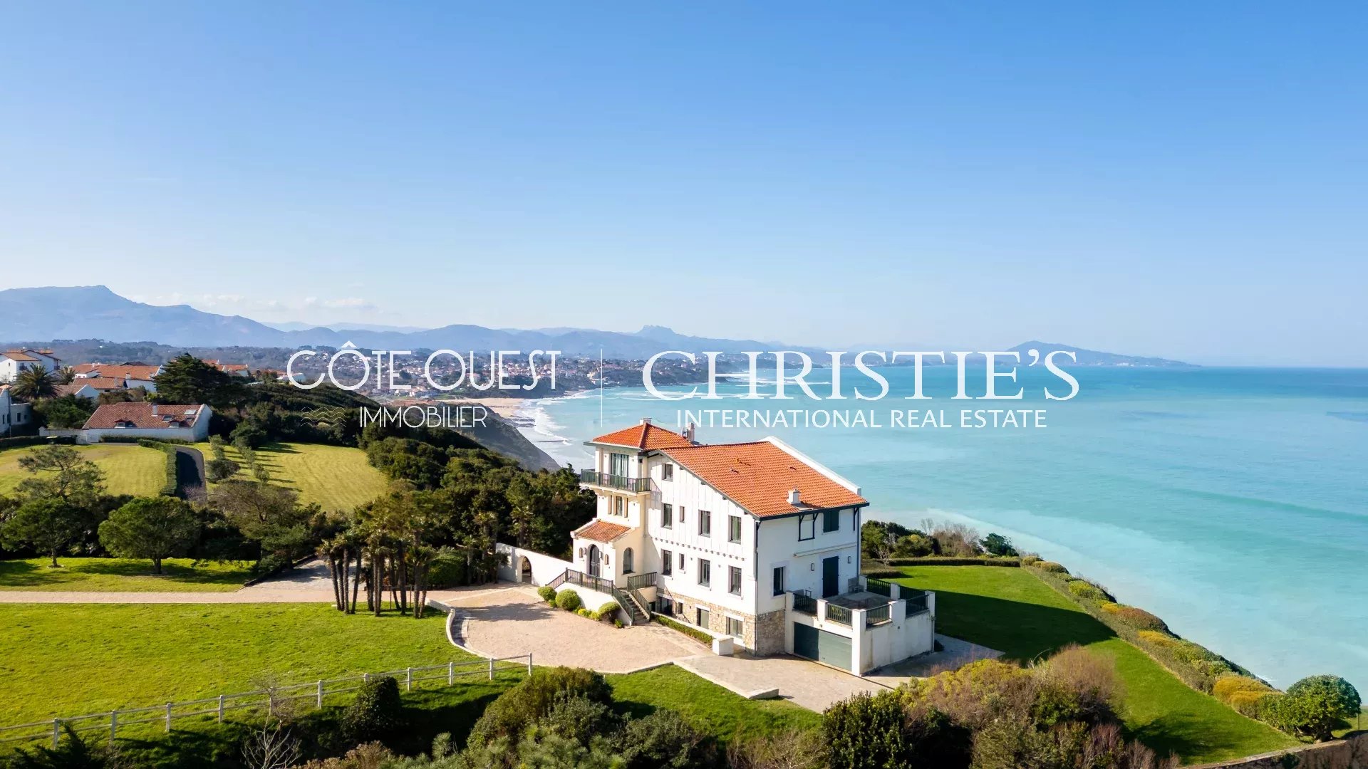 À vendre Bidart - Vaste propriété unique sur l'océan