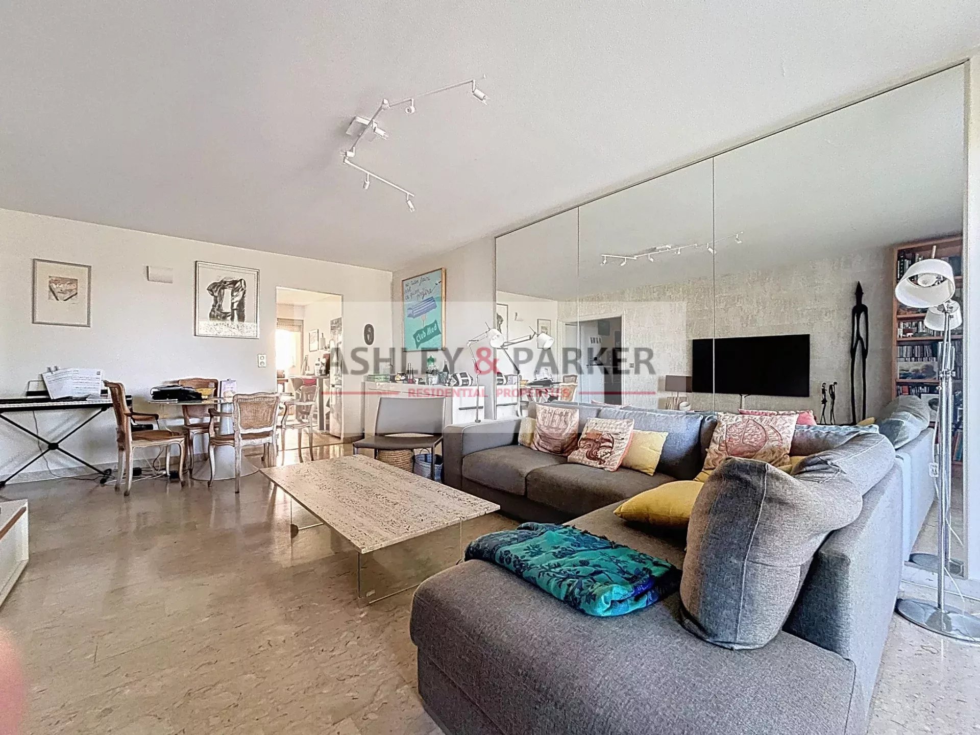 3-ROOM APARTMENT