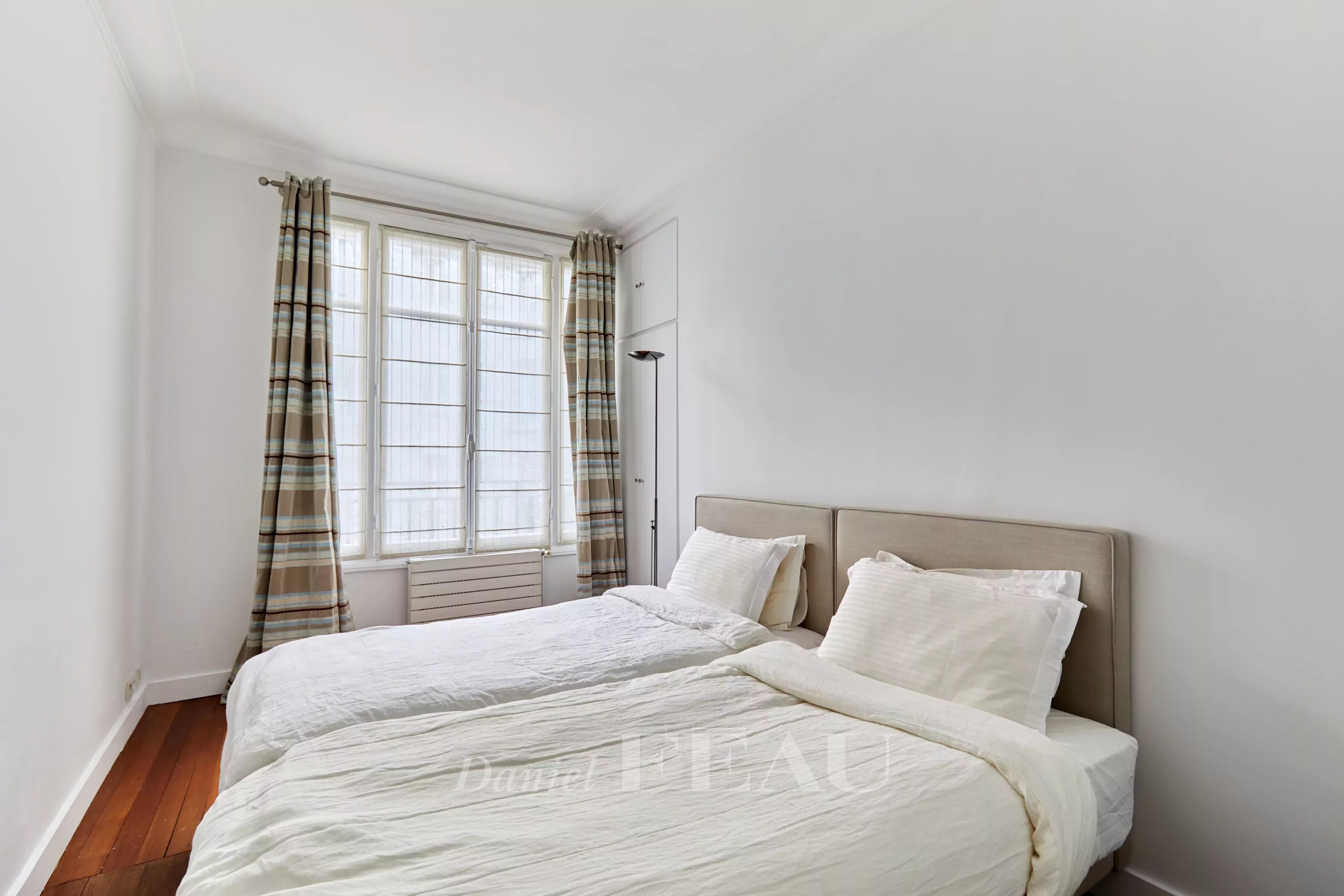 Seconde chambre lumineuse sur cour 