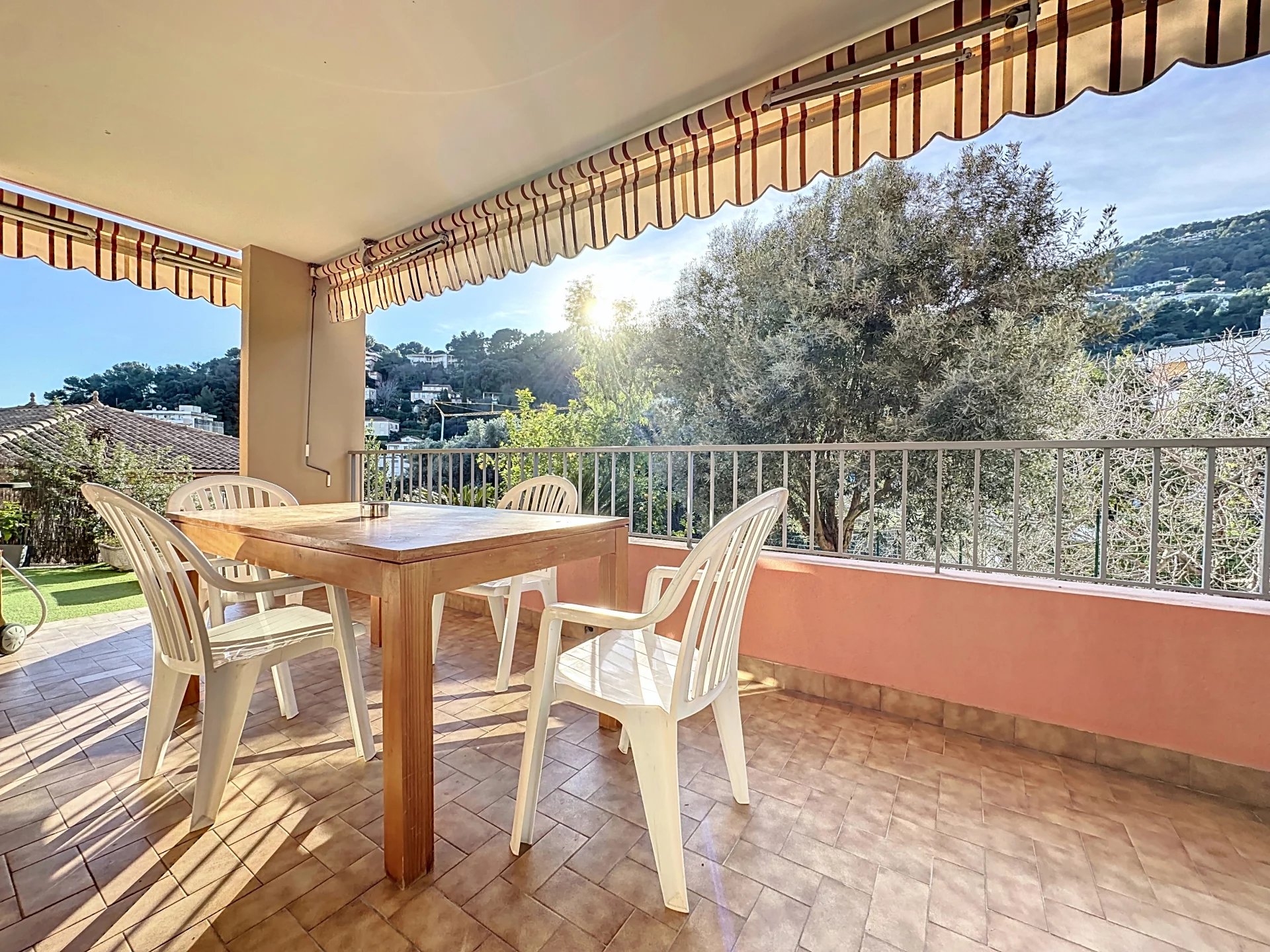 For Sale: Stunning 3-Room Apartment with a 130 m² Private Garden