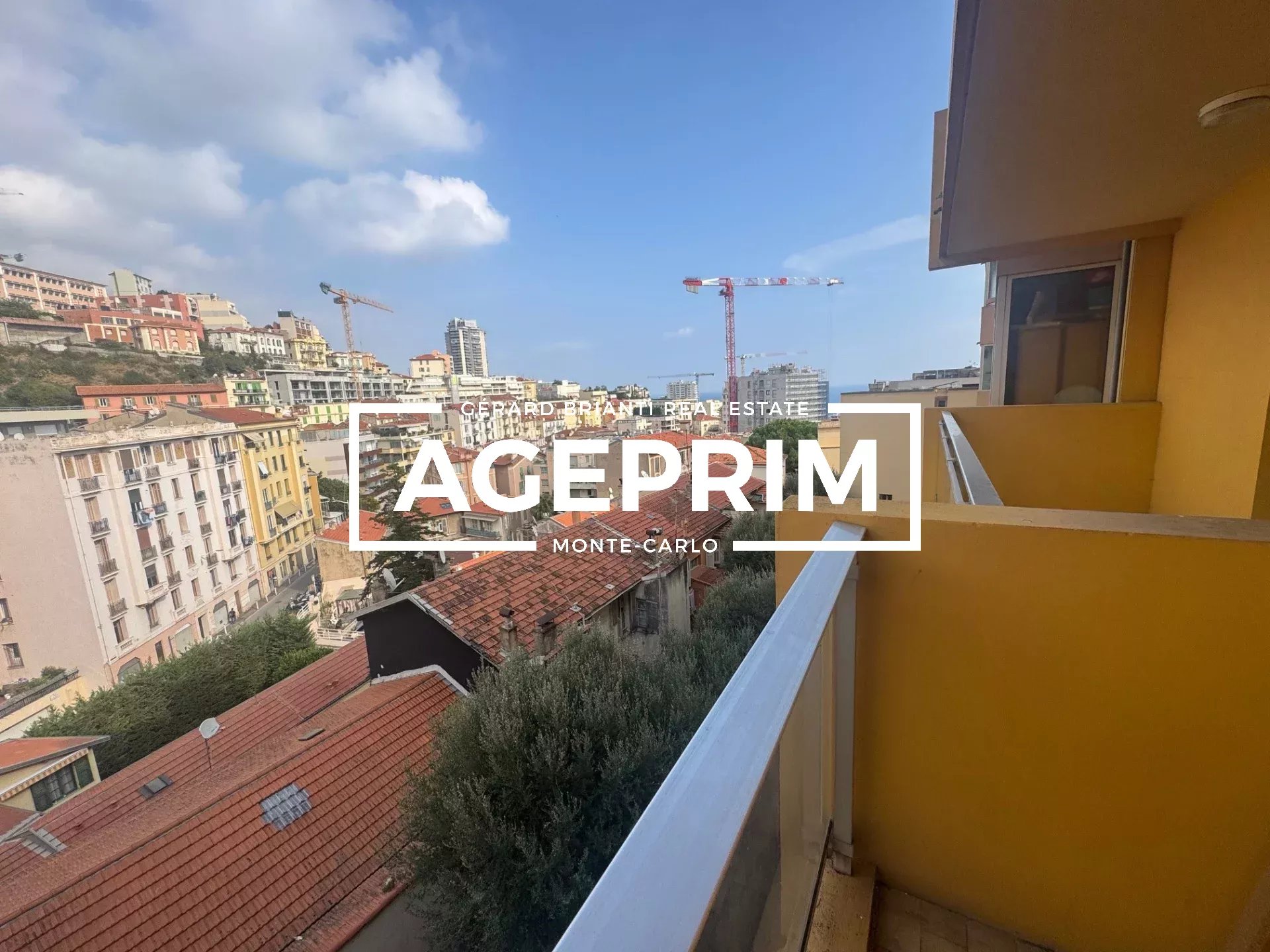 3 pièces - A rénover - Situé à la Frontière de Monaco