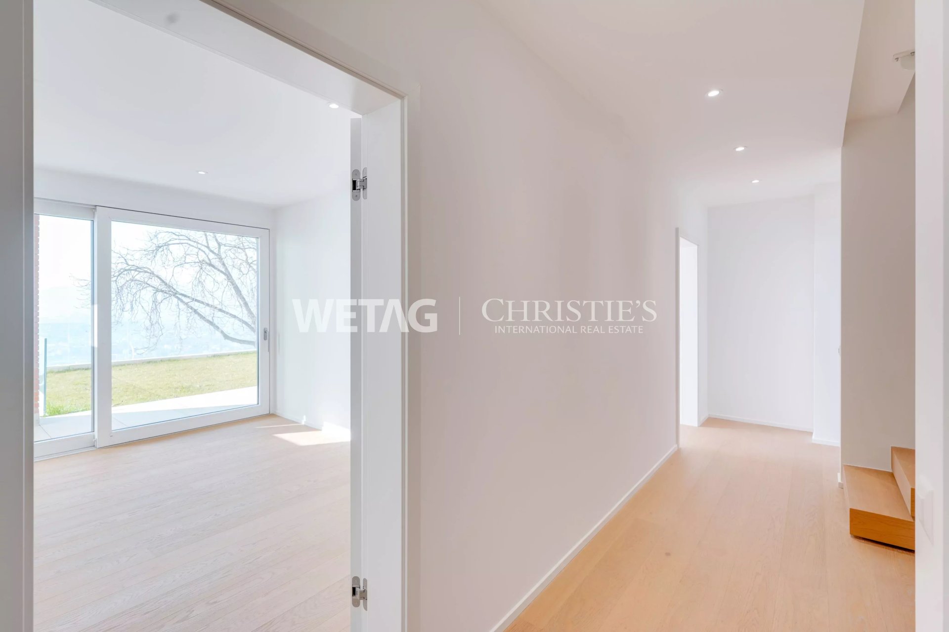 4 Bedroom Villa/Townhouse's Image 9