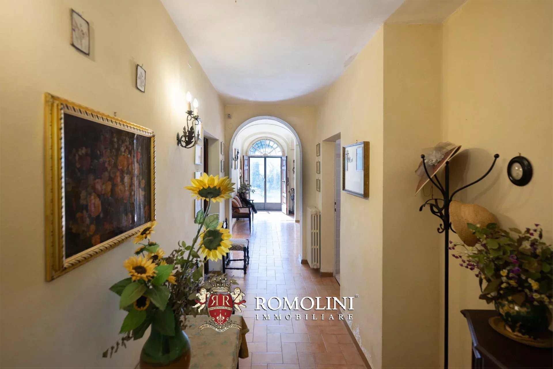 5 Bedroom Villa/Townhouse's Image 38