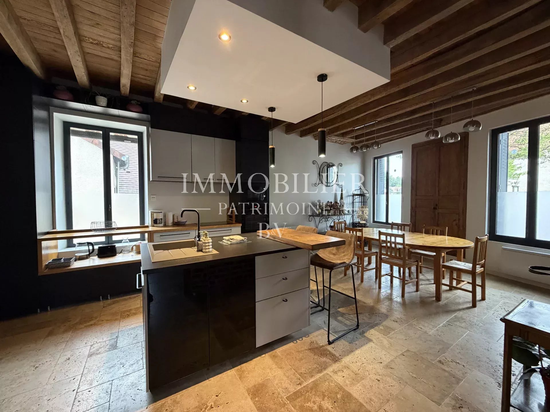 Agence immobilière de 