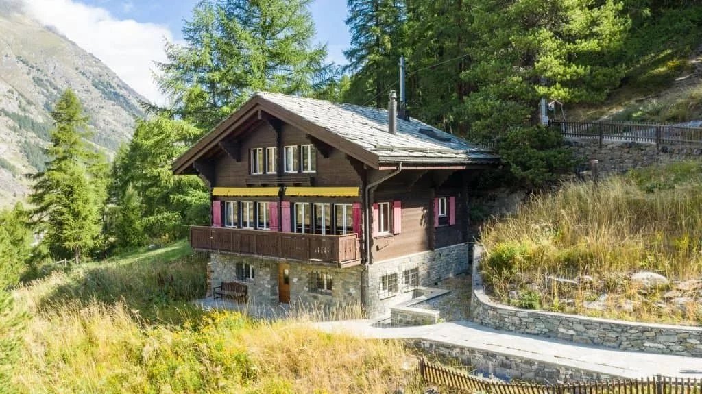 Luxuriöses Ski in / Ski out Chalet mit atemberaubendem Blick auf das Matterhorn