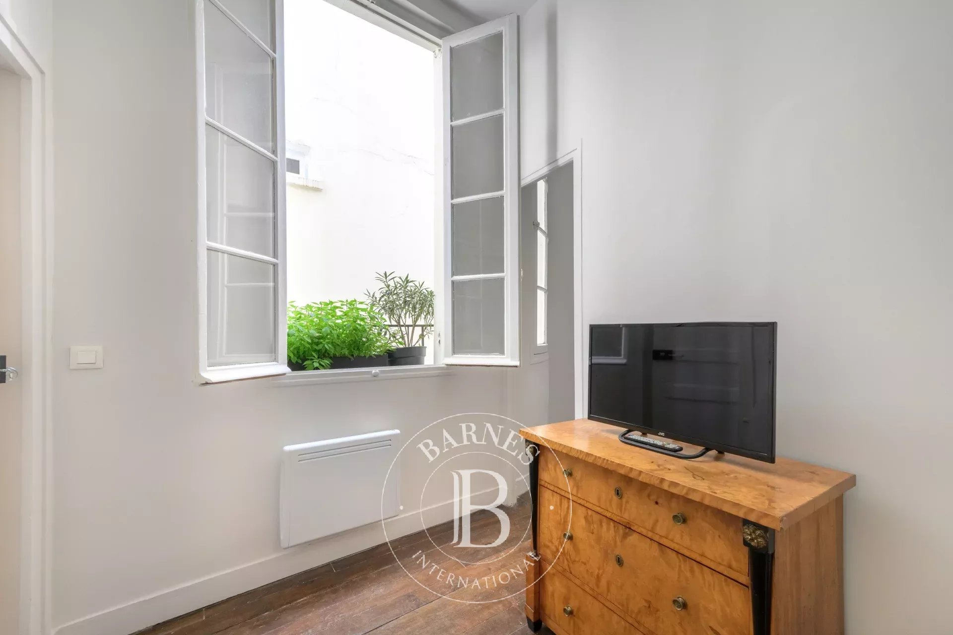 Daire Paris 1er - picture 10