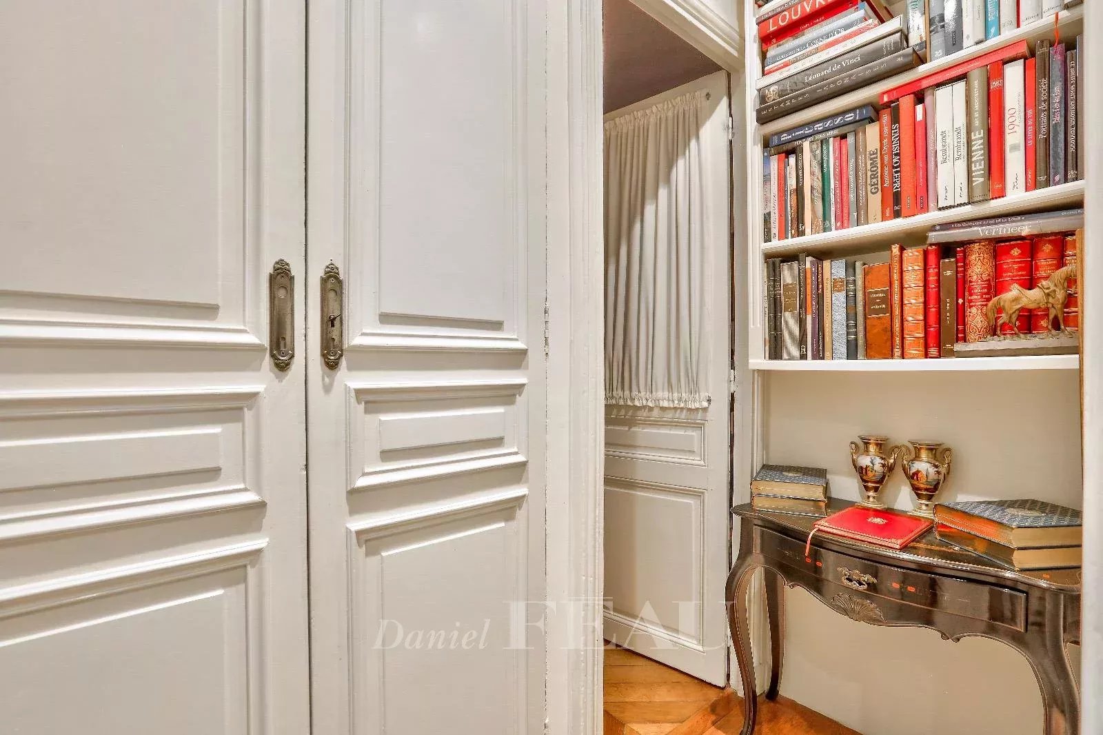 2 Bedroom Apartment/Flat's Image 7