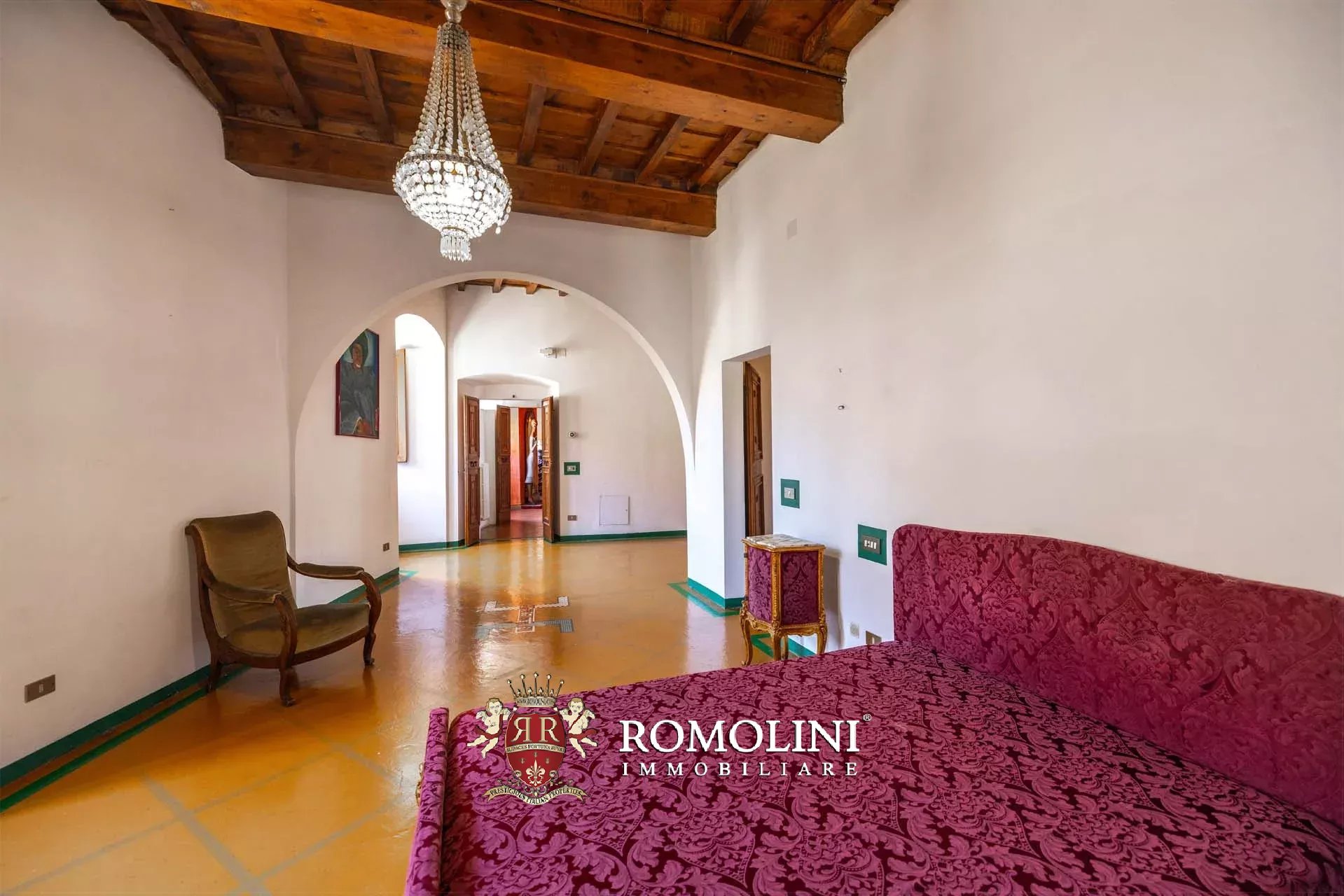 8 Bedroom Chateau's Image 39