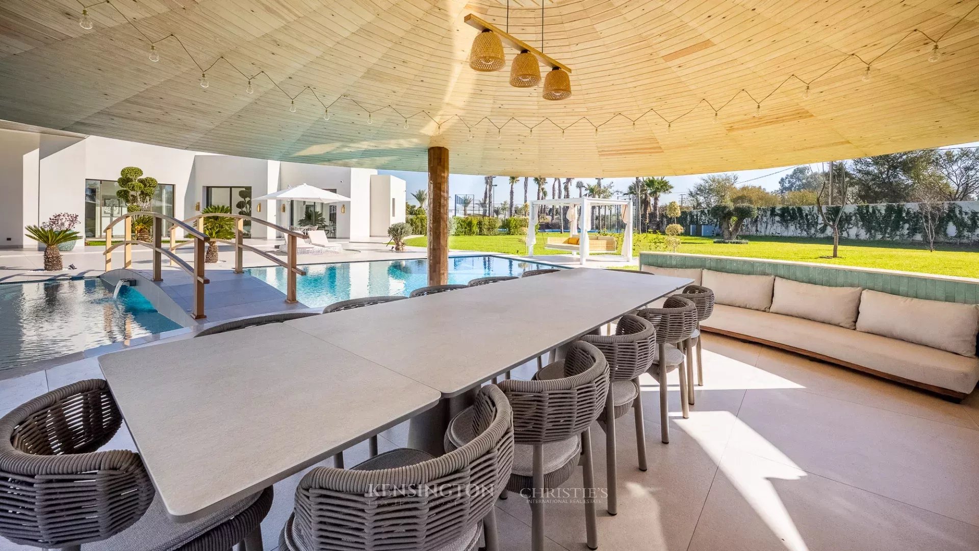 8 Bedroom Villa/Townhouse's Image 11