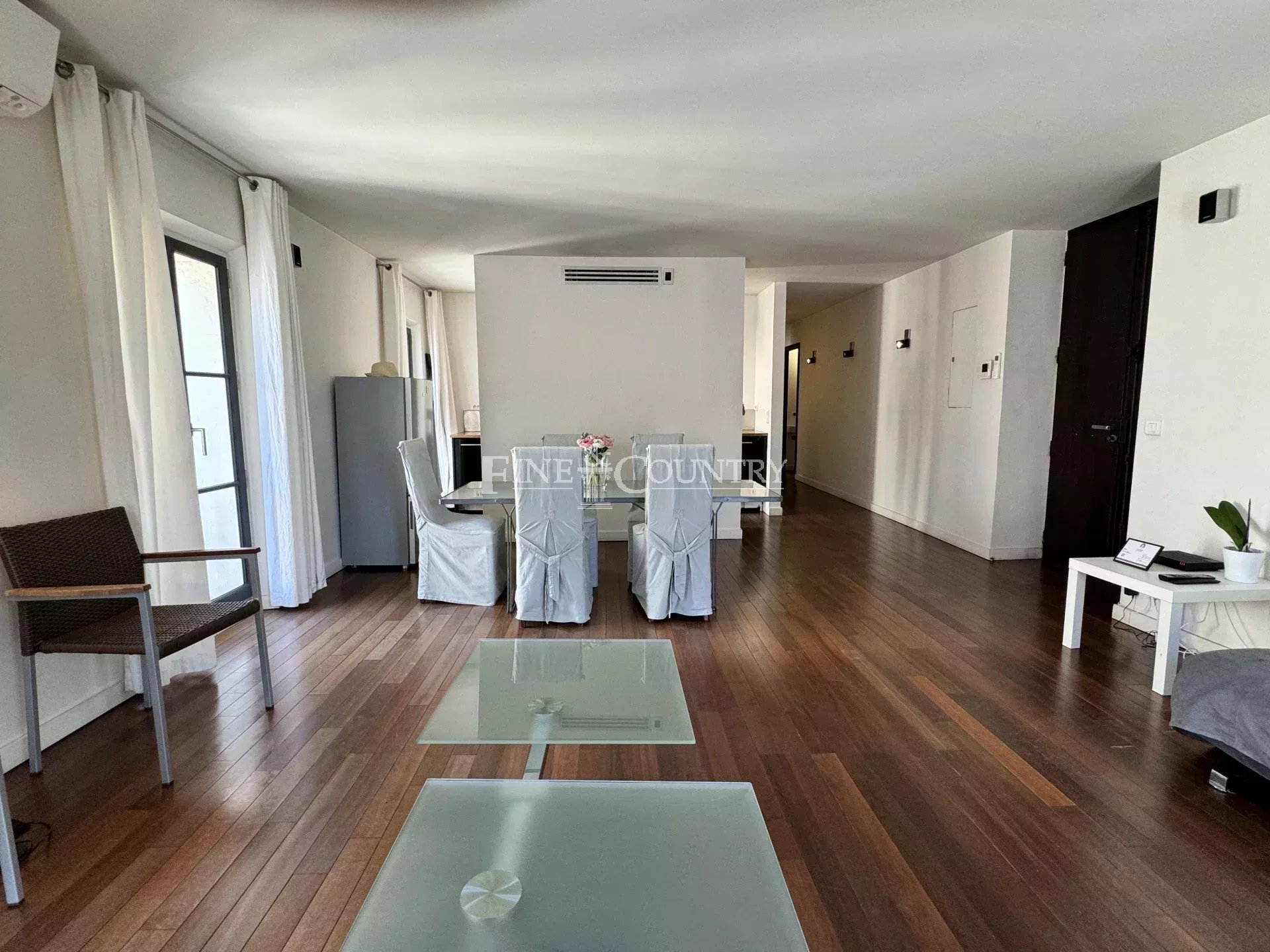 Photo of Top Floor Bourgeois Apartment For Sale in Cannes