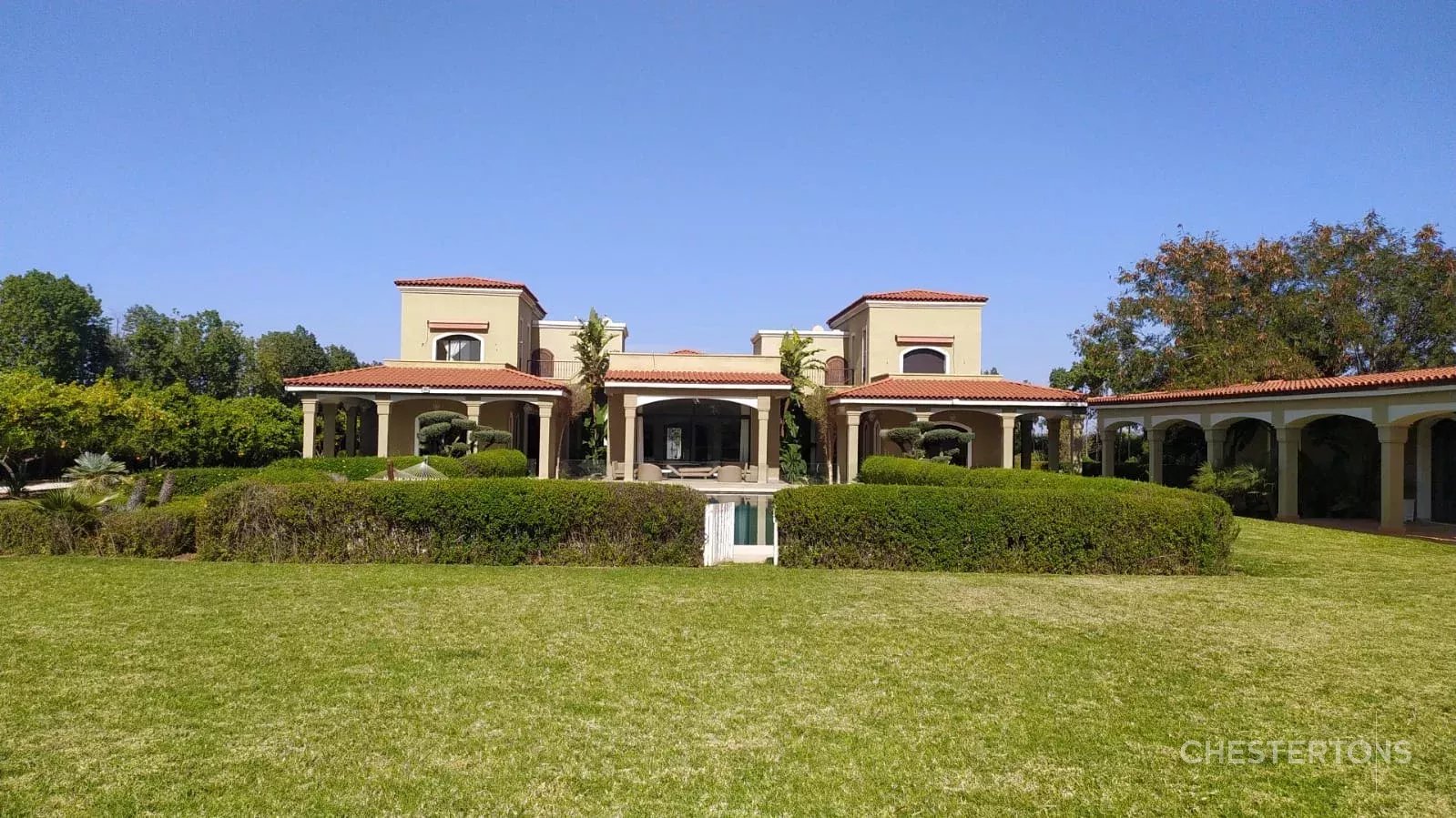 Image of Villa - 6 Bedrooms for Sale in Marrakech-Ménara-Marrakech-Morocco, Image 13