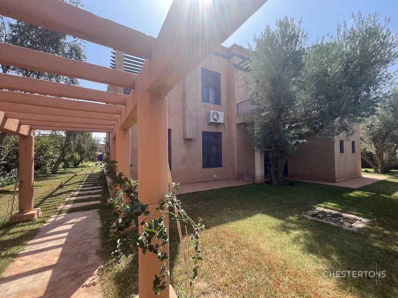Image of Villa - 4 Bedrooms for Sale in Marrakech-Ménara-Marrakech-Morocco, Image 5