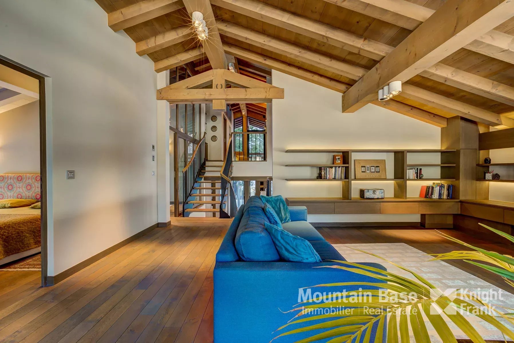 Photo of Beautifully designed, contemporary 4/5 bedroom chalet in a quiet area of Les Houches