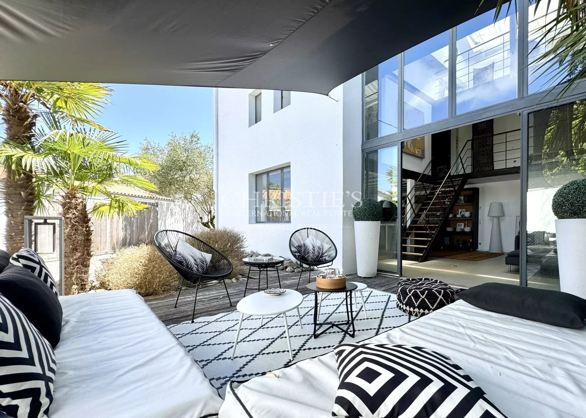 4 Bedroom Villa/Townhouse's Image 24