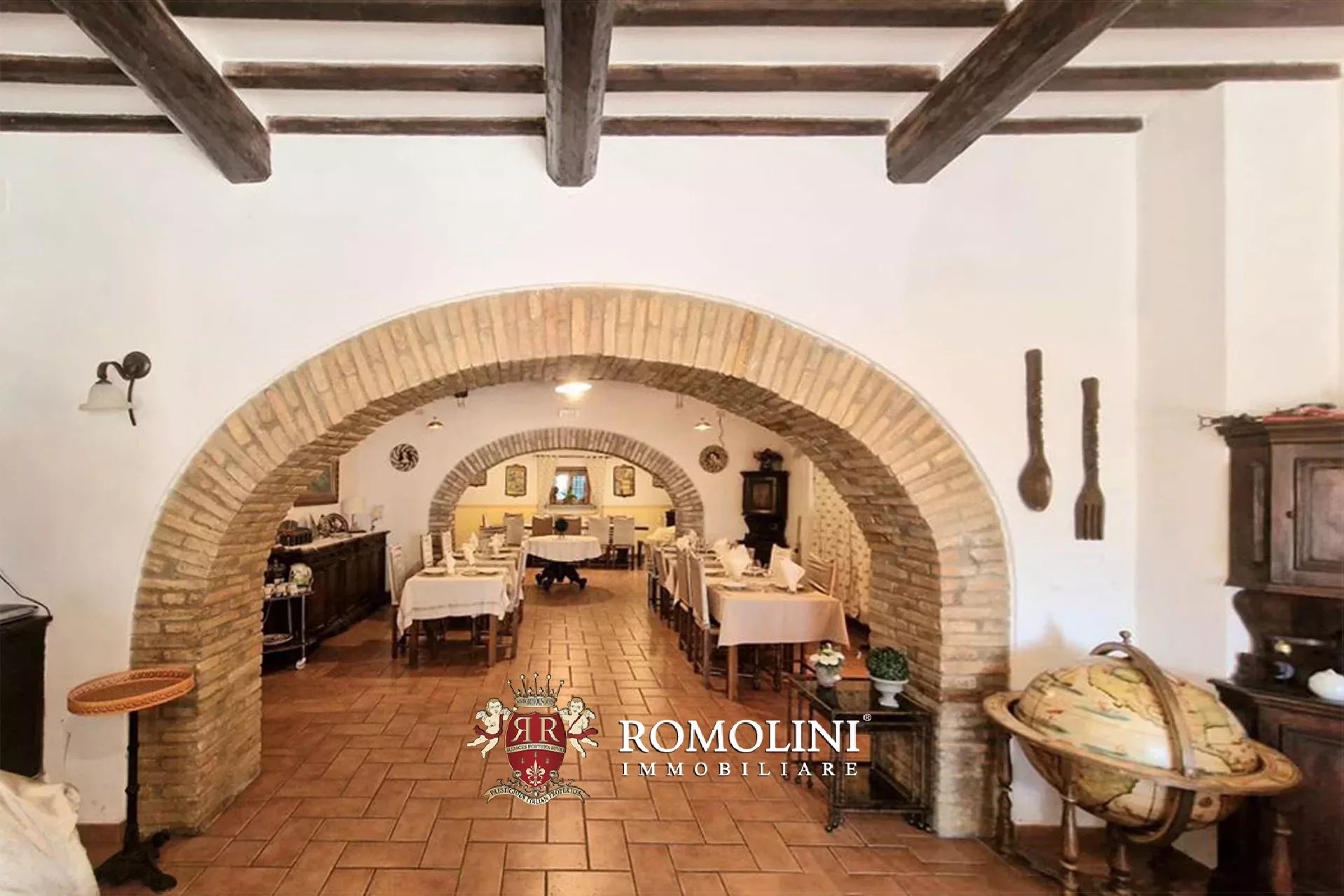 11 Bedroom Villa/Townhouse's Image 9