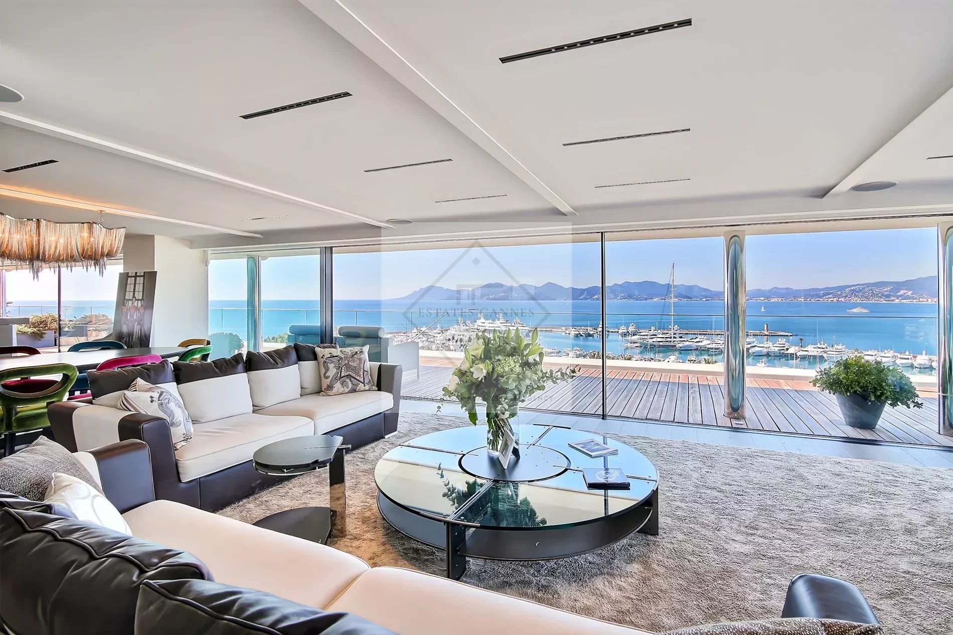 CANNES CROISETTE – PENTHOUSE D'EXCEPTION AVEC VUE MER PANORAMIQUE — photo 5