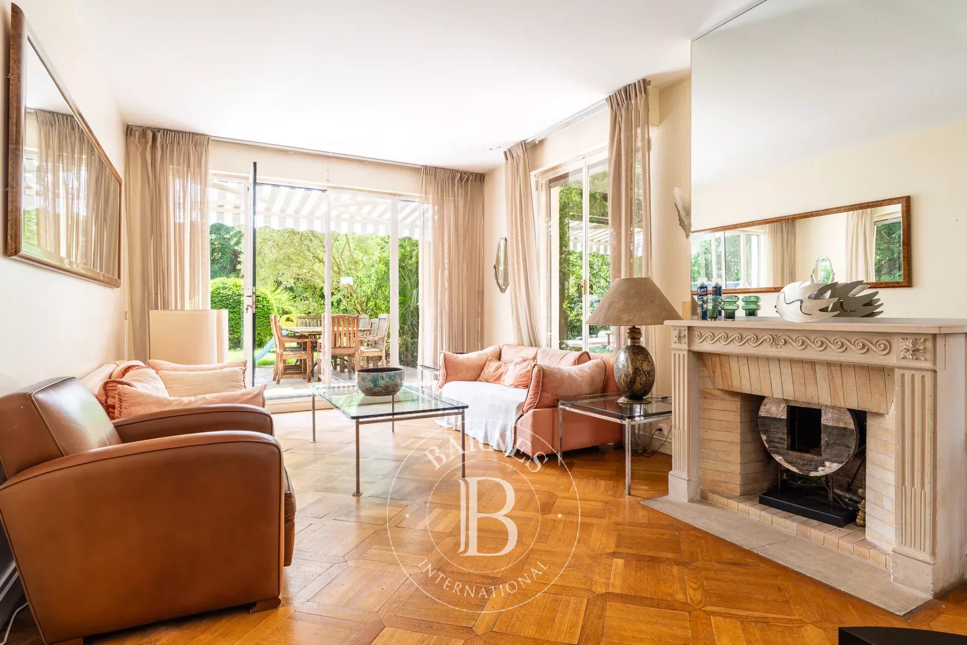Neuilly-sur-Seine  - Piso 5 Cuartos 4 Habitaciones - picture 13