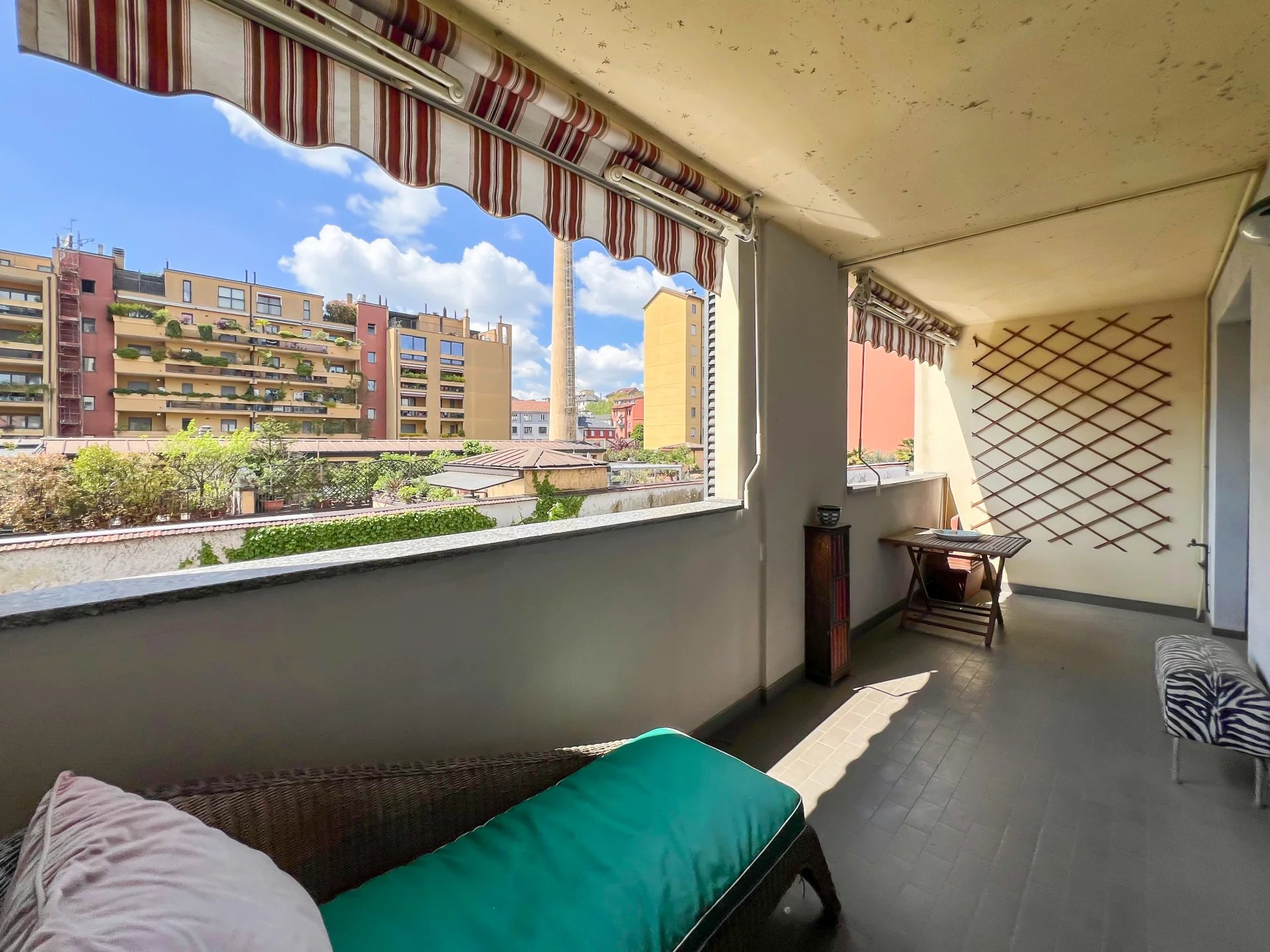 BILOCALE ARREDATO CON TERRAZZO
