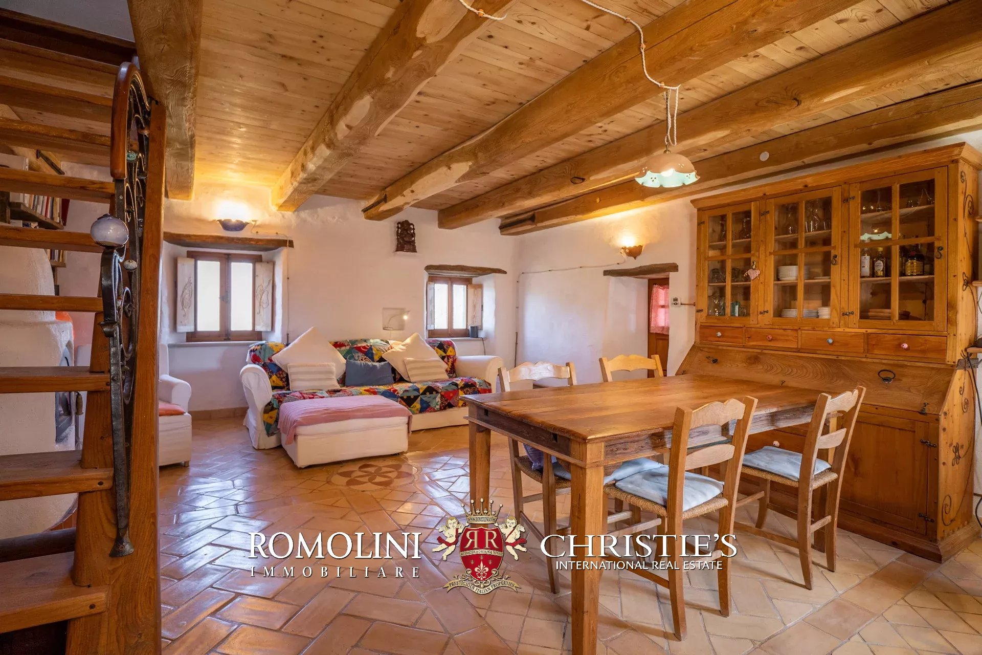 3 Bedroom Villa/Townhouse's Image 38