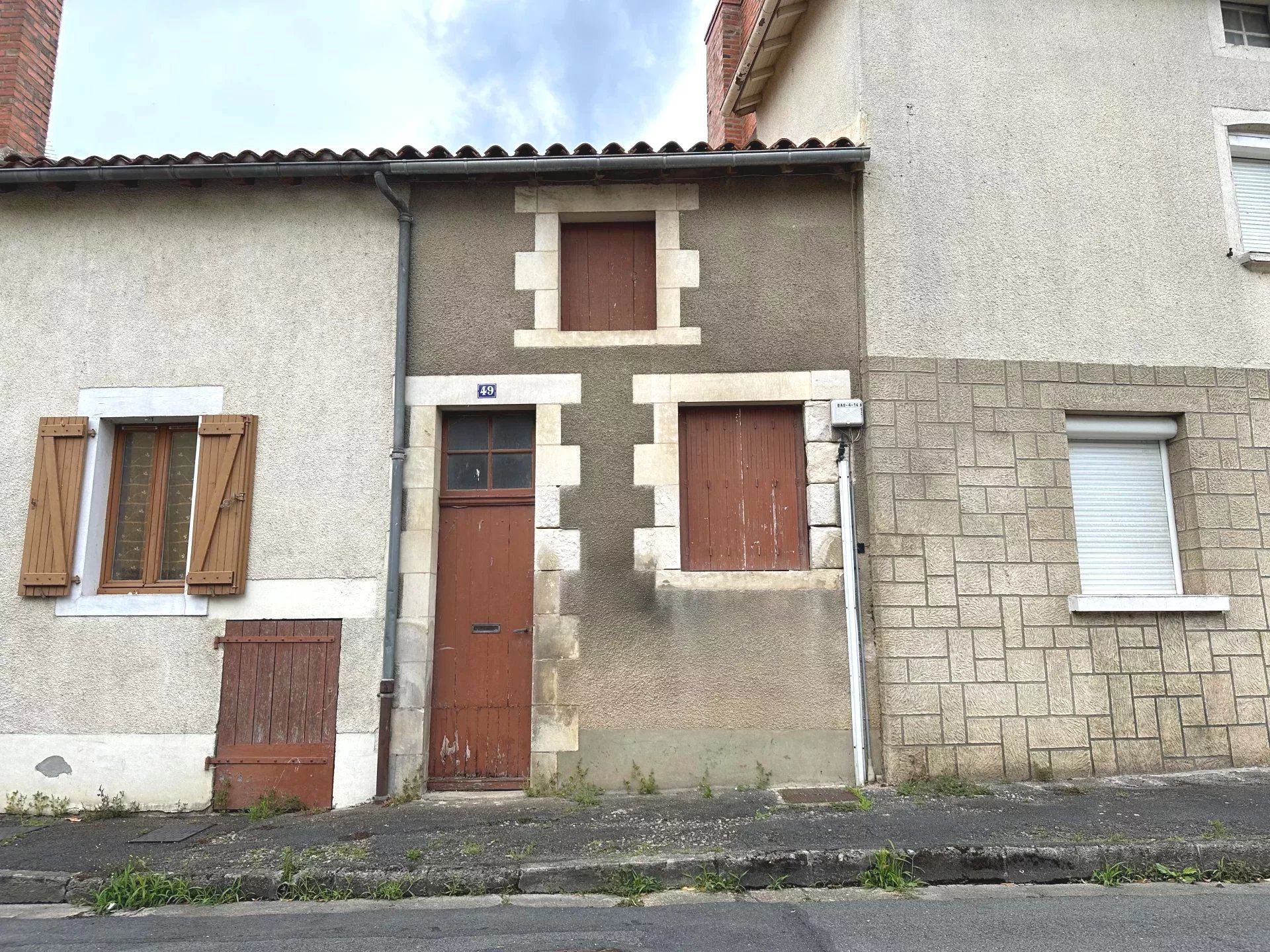 Renovators Dream! Heart of Montmorillon