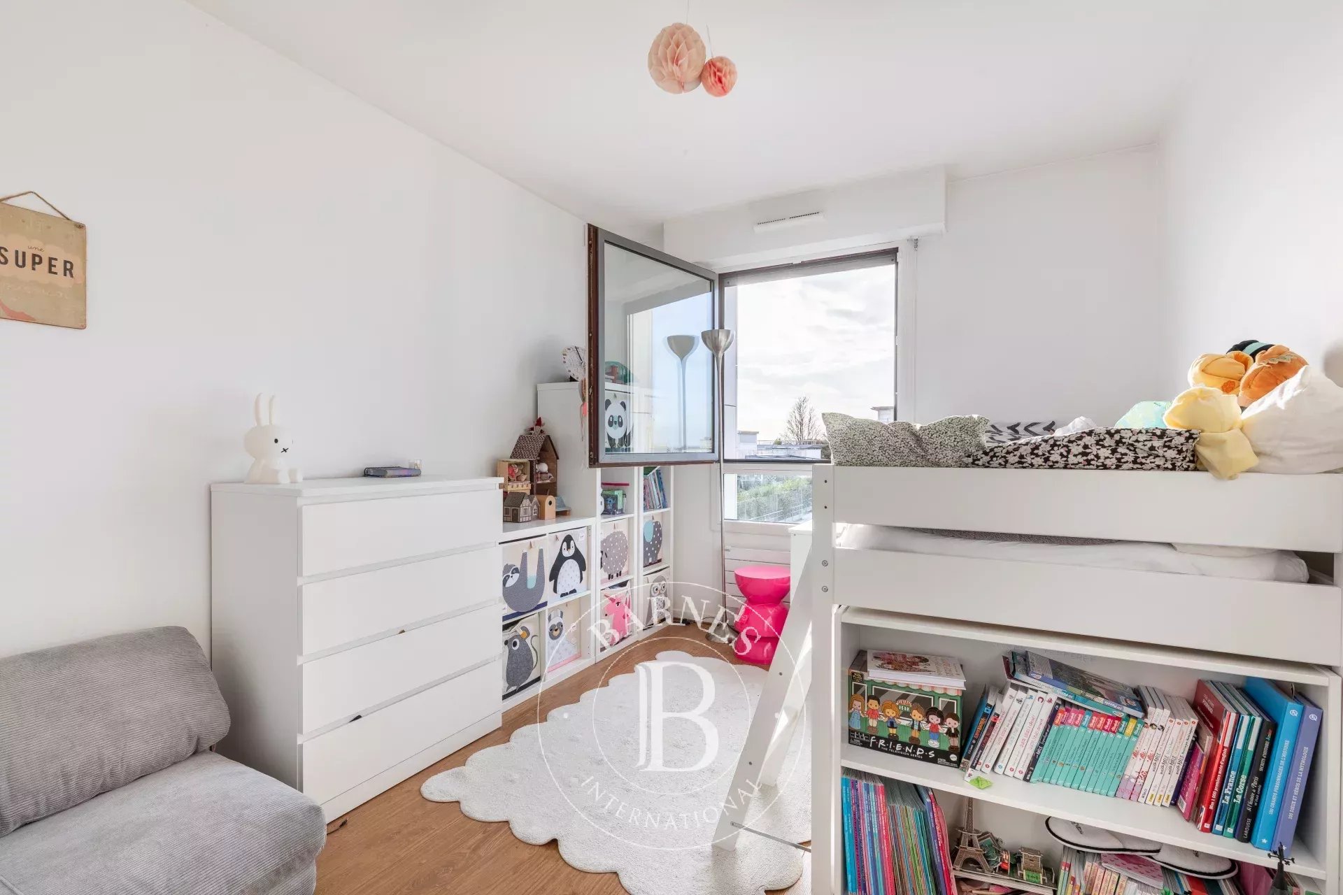 Daire Levallois-Perret - picture 18