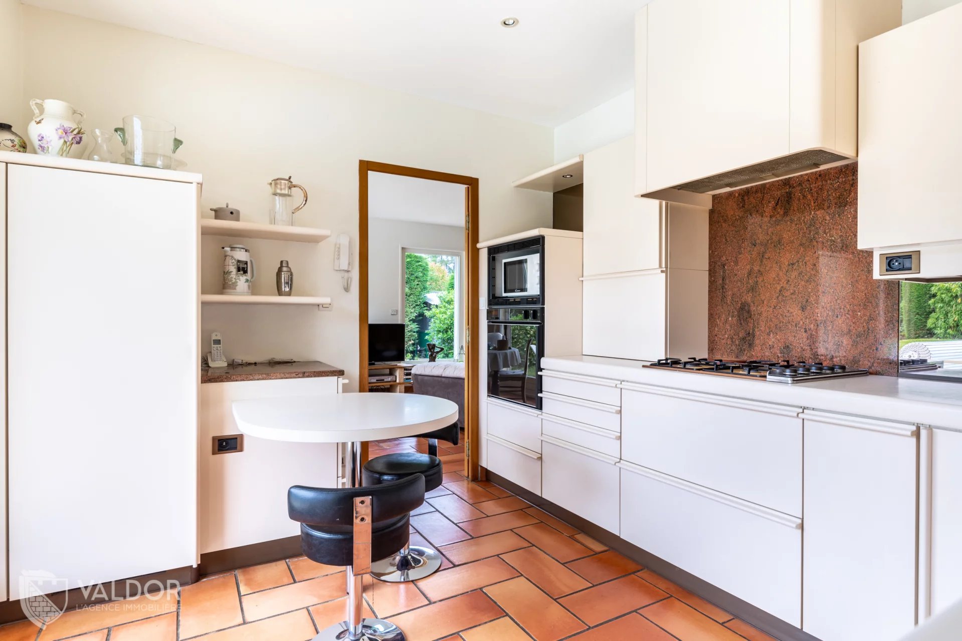 Maison de plain pied de 115 m² avec piscine à Chasselay